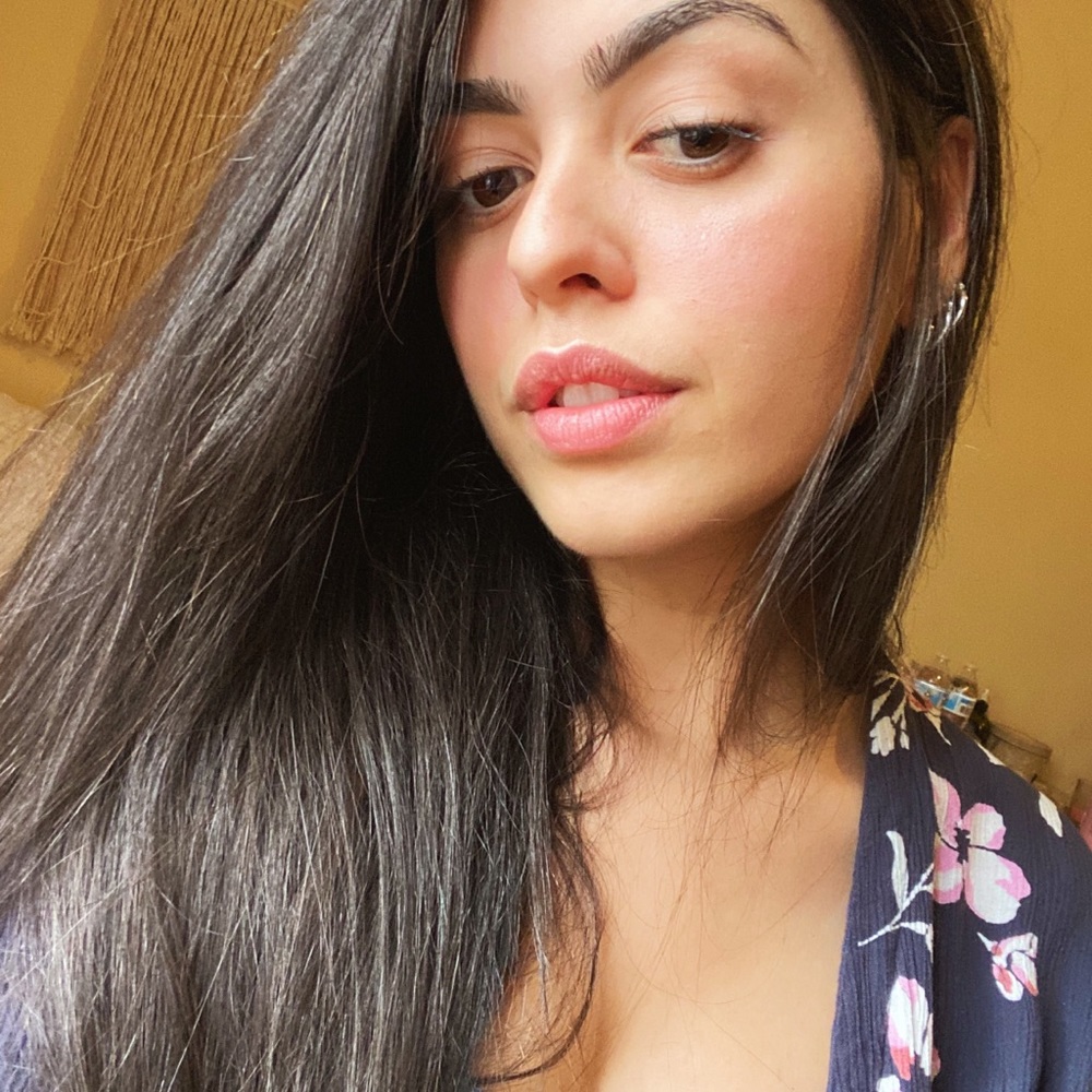 Meet your Posher, Miria